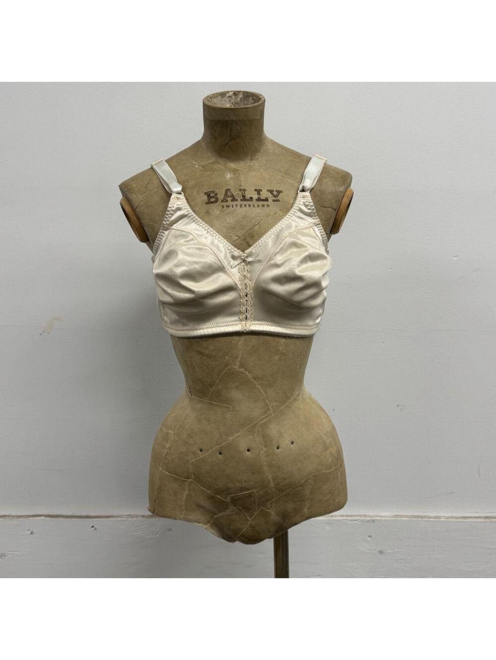 Vintage Satin Tracings Minimizer Bullet-Style Full-Coverage Bra Ivory